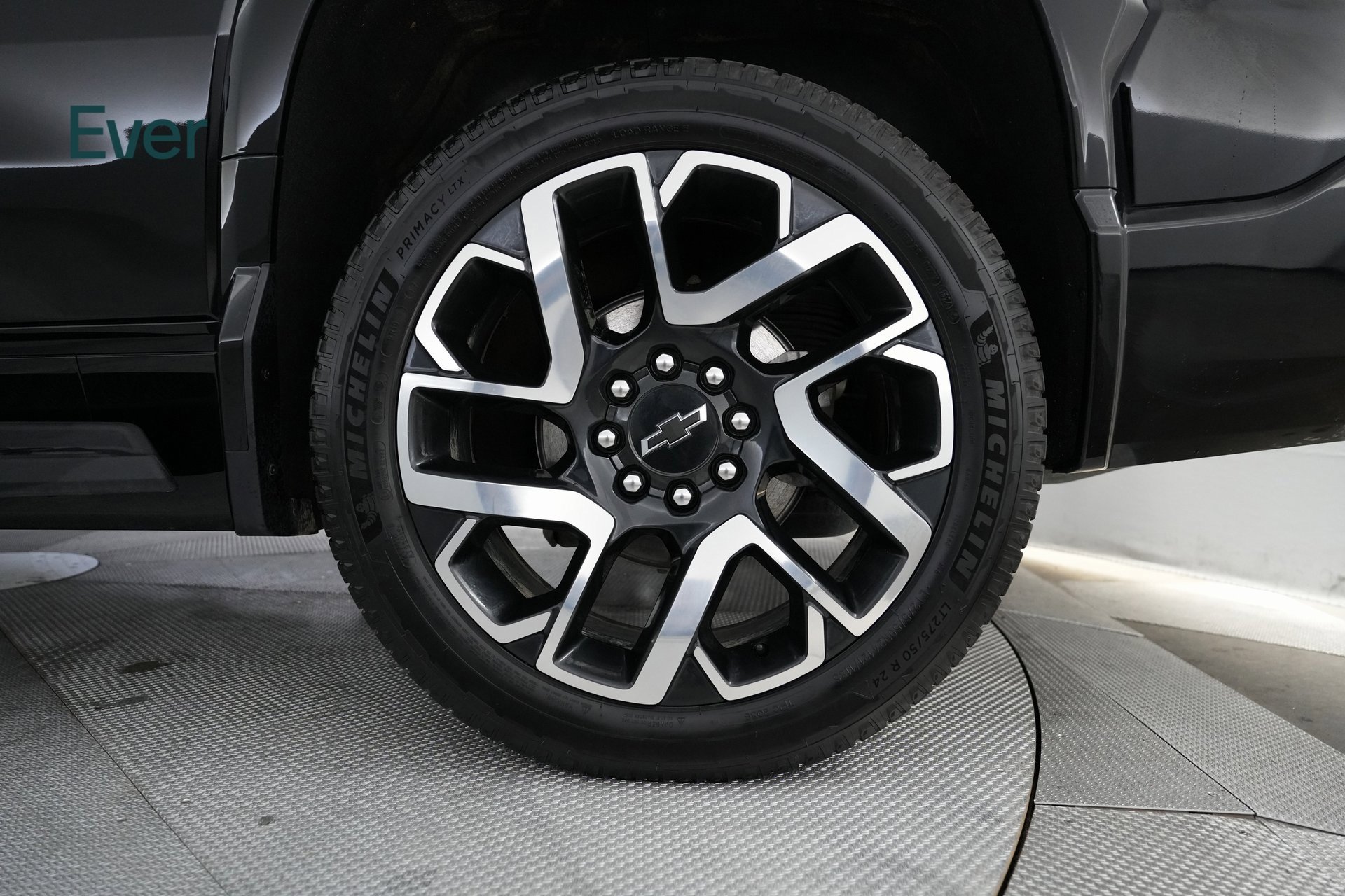 Used 2024 Chevrolet Silverado EV RST image 13