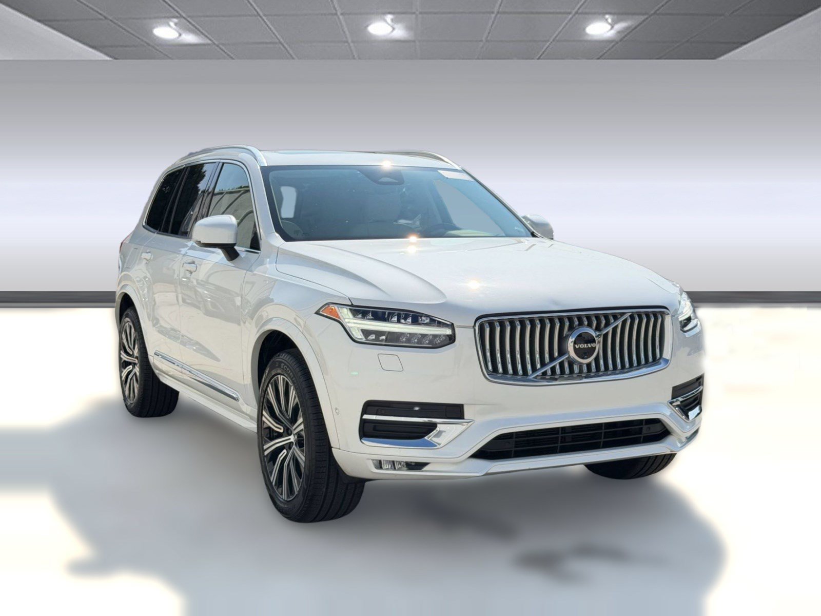 Used 2024 Volvo XC90 B6 Plus w/ Protection Package Premier AWD/4WD image 7