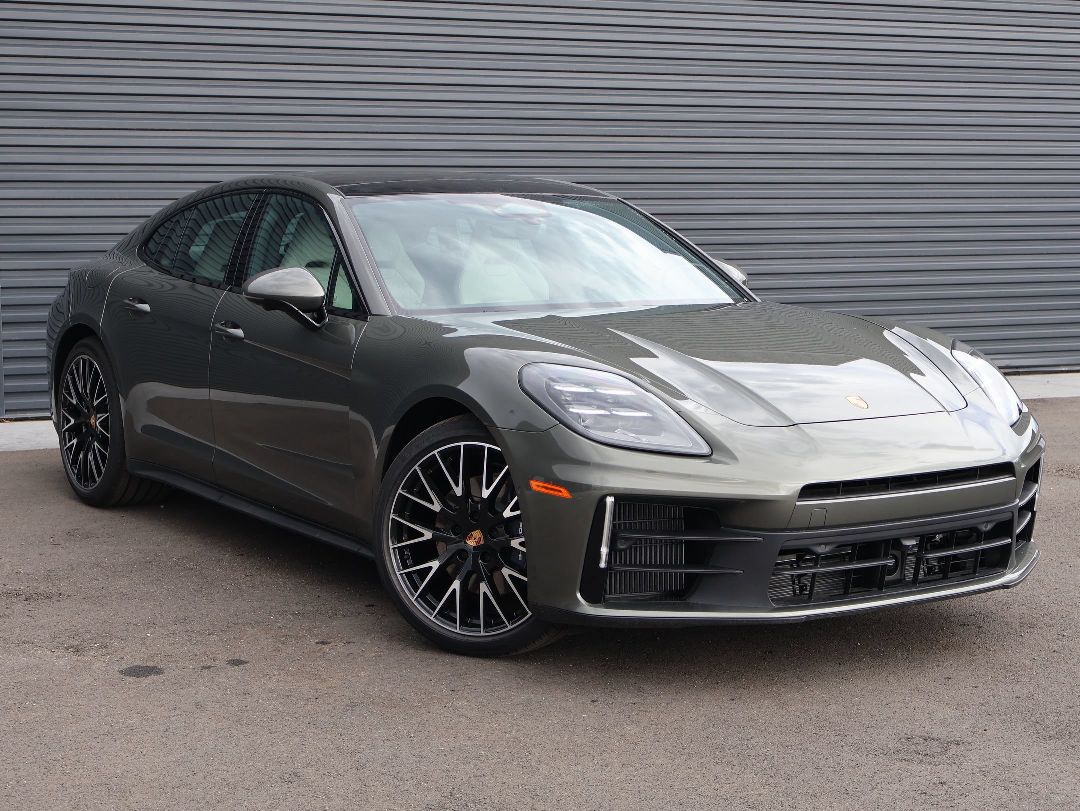 New 2026 Porsche Panamera 4 AWD/4WD image 7