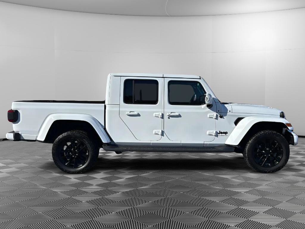 Used 2023 Jeep Gladiator Overland image 6
