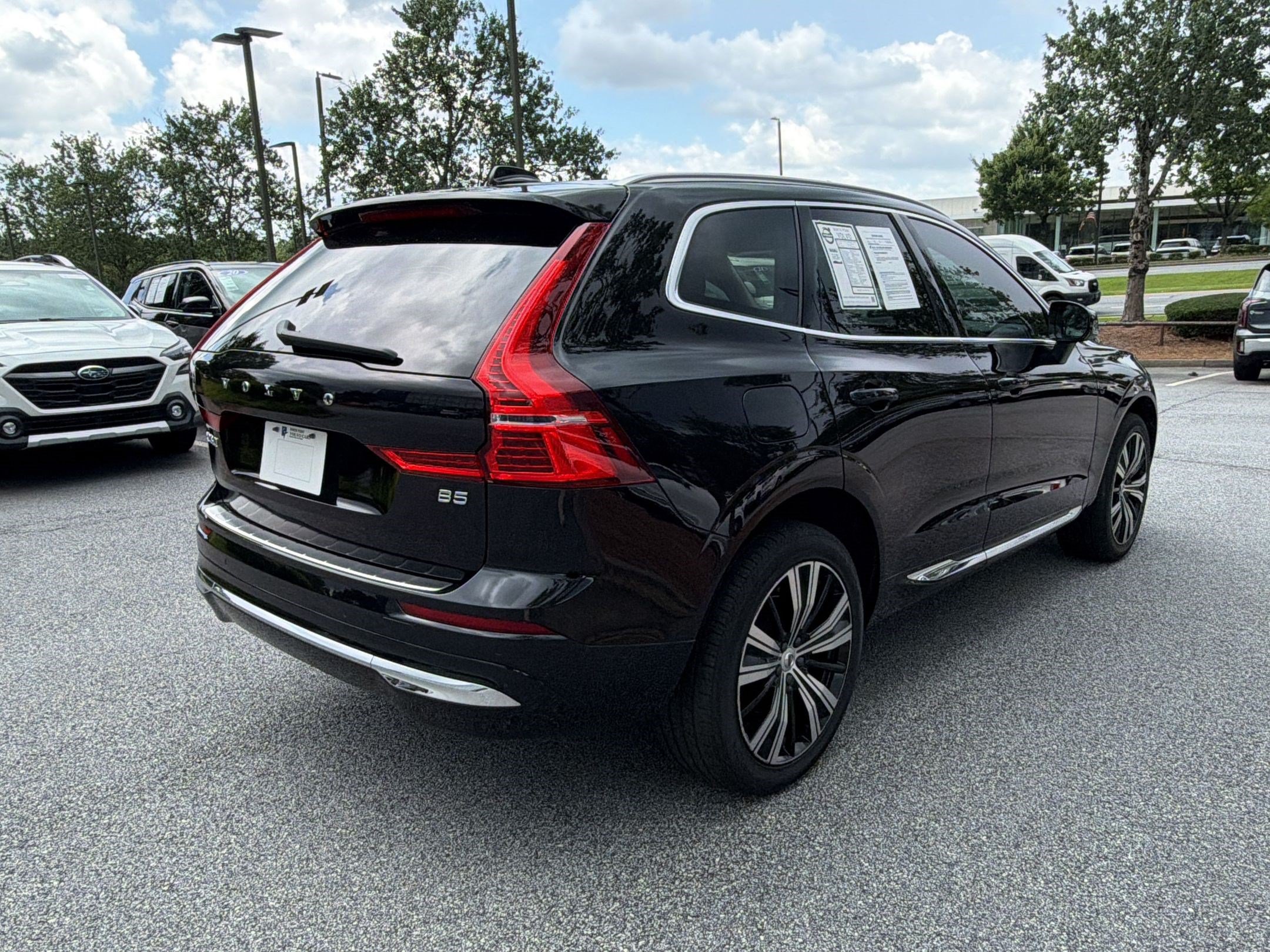 Used 2023 Volvo XC60 B5 Plus w/ Protection Package Premier FWD image 9