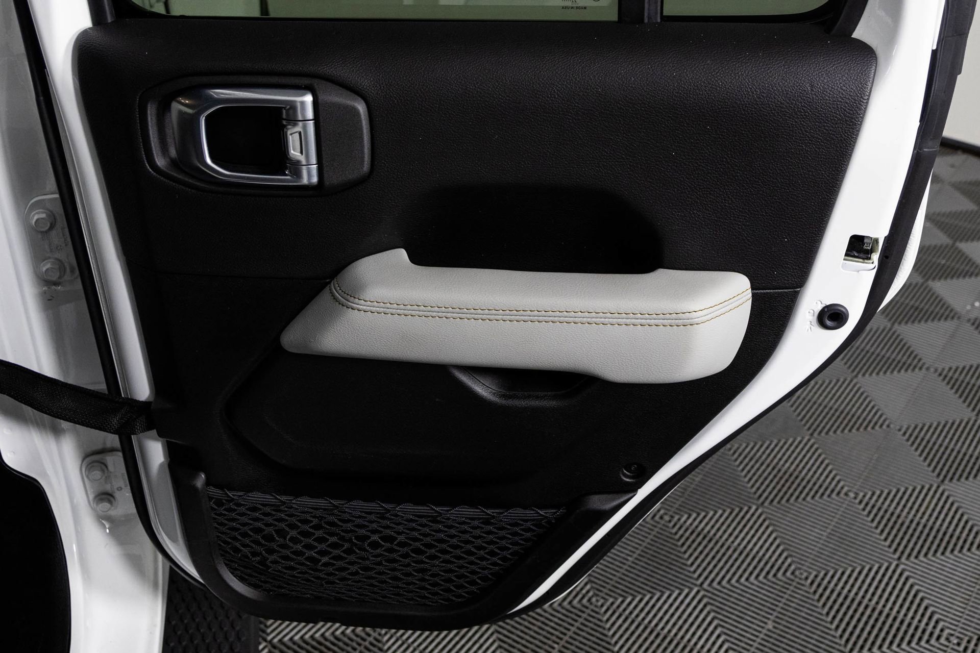 Used 2022 Jeep Wrangler Unlimited Sahara image 42