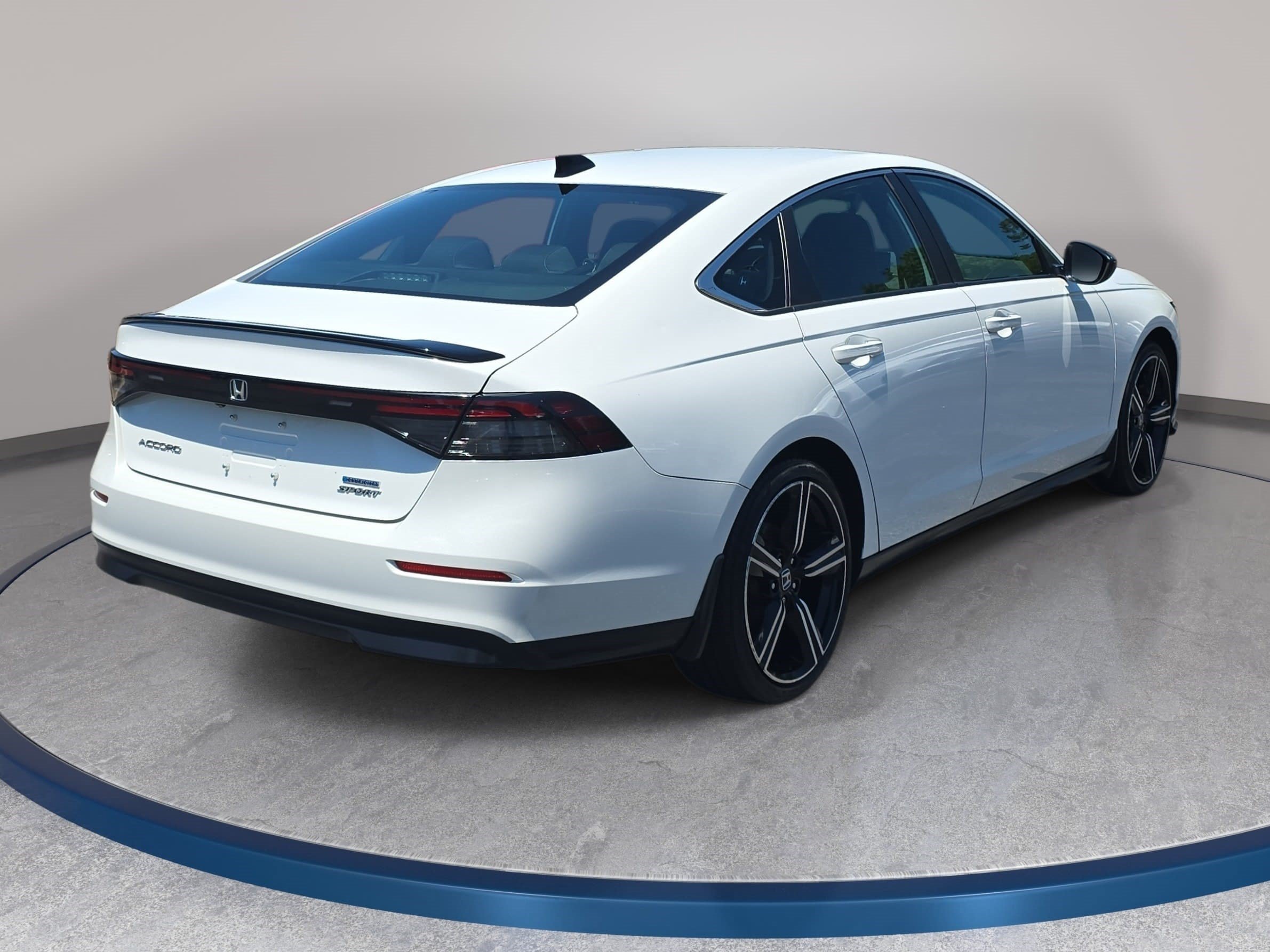Used 2023 Honda Accord Sport image 5
