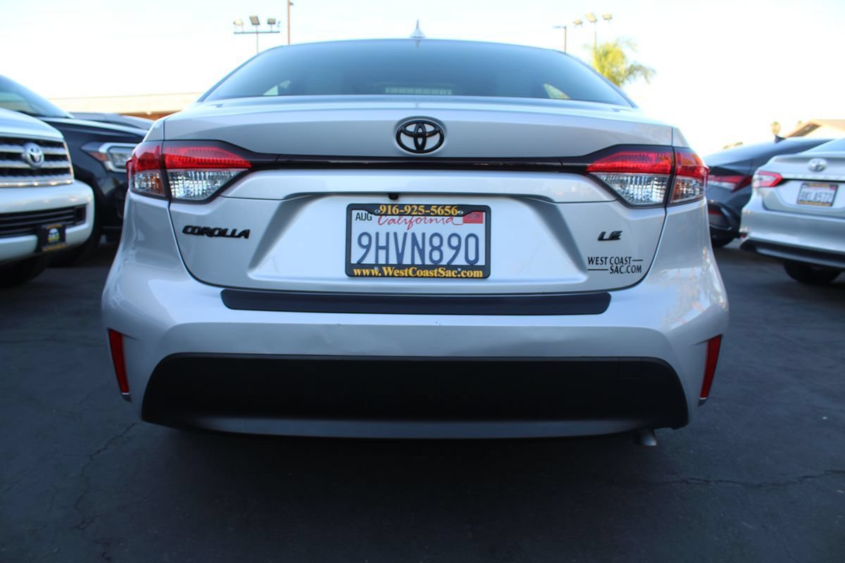 Used 2023 Toyota Corolla LE w/ Carpet Mat Package (TMS) FWD image 13