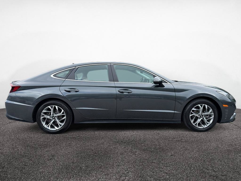 Certified 2022 Hyundai Sonata SEL FWD image 8