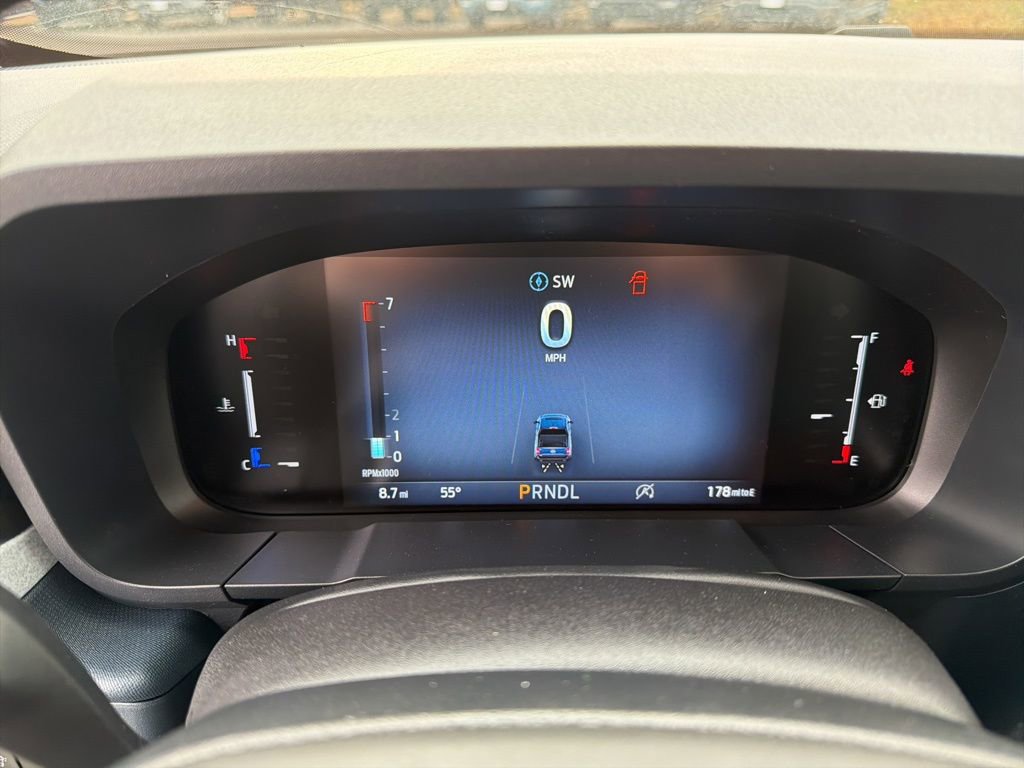 New 2025 Ford Maverick XLT w/ Equipment Group 302A image 32