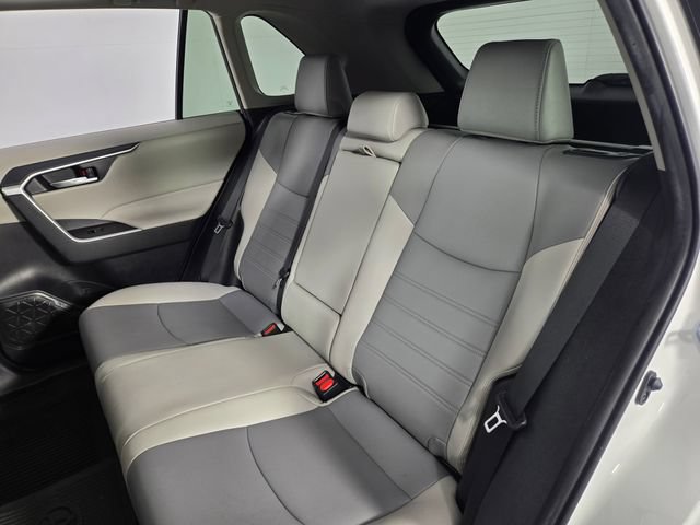 Used 2023 Toyota RAV4 XLE Premium FWD image 20
