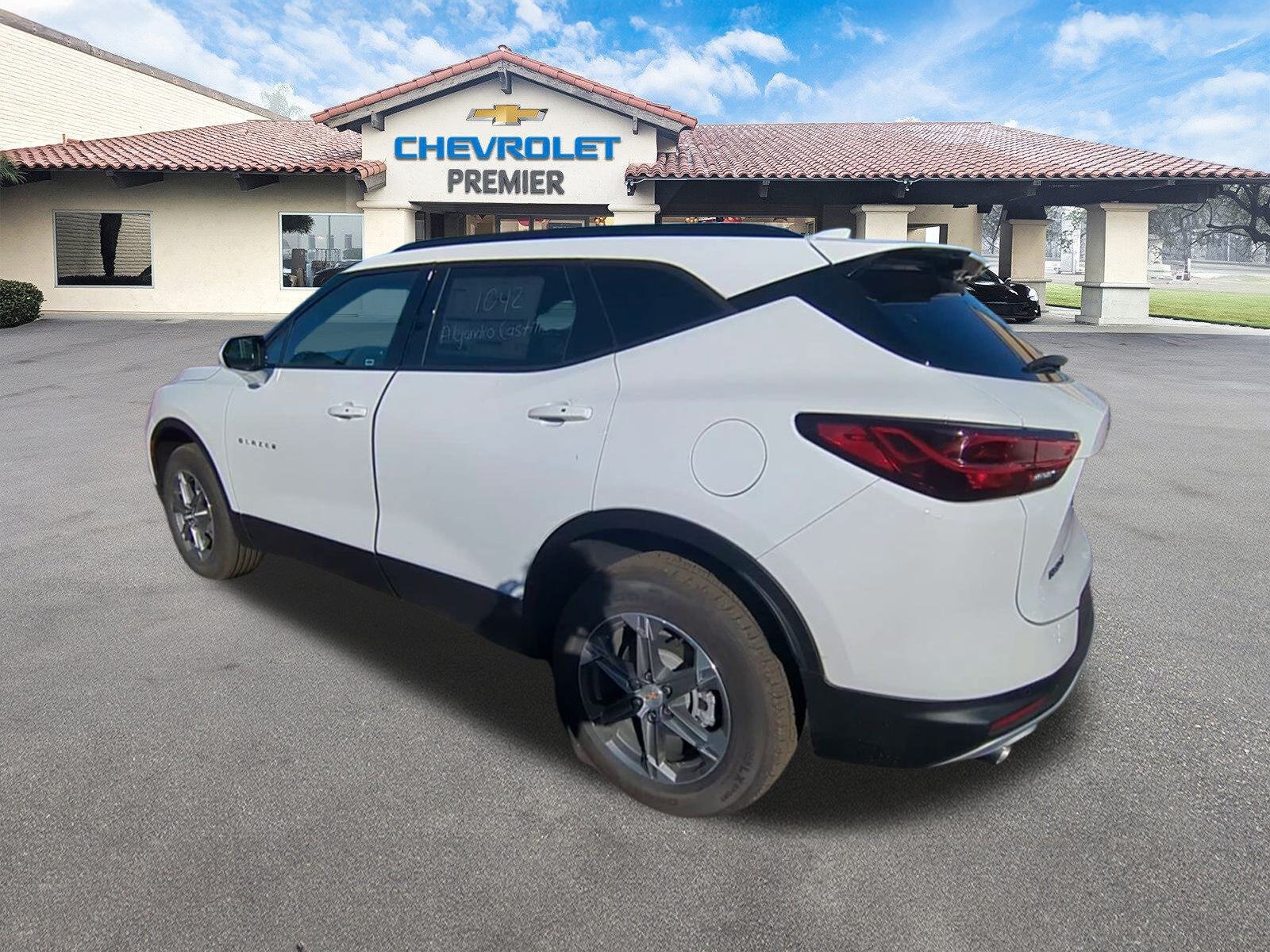 New 2026 Chevrolet Blazer LT w/ Convenience Package FWD image 6