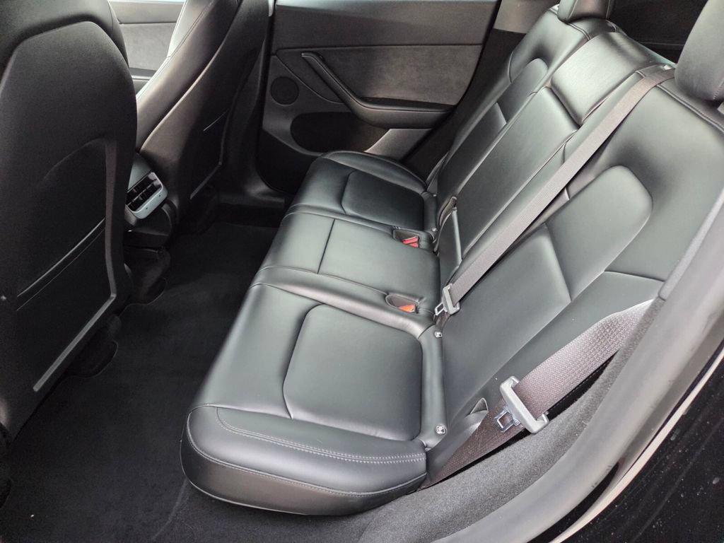 Used 2023 Tesla Model Y Long Range AWD/4WD image 11