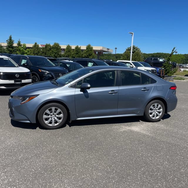 Used 2023 Toyota Corolla LE w/ Carpet Mat Package (TMS) FWD image 14