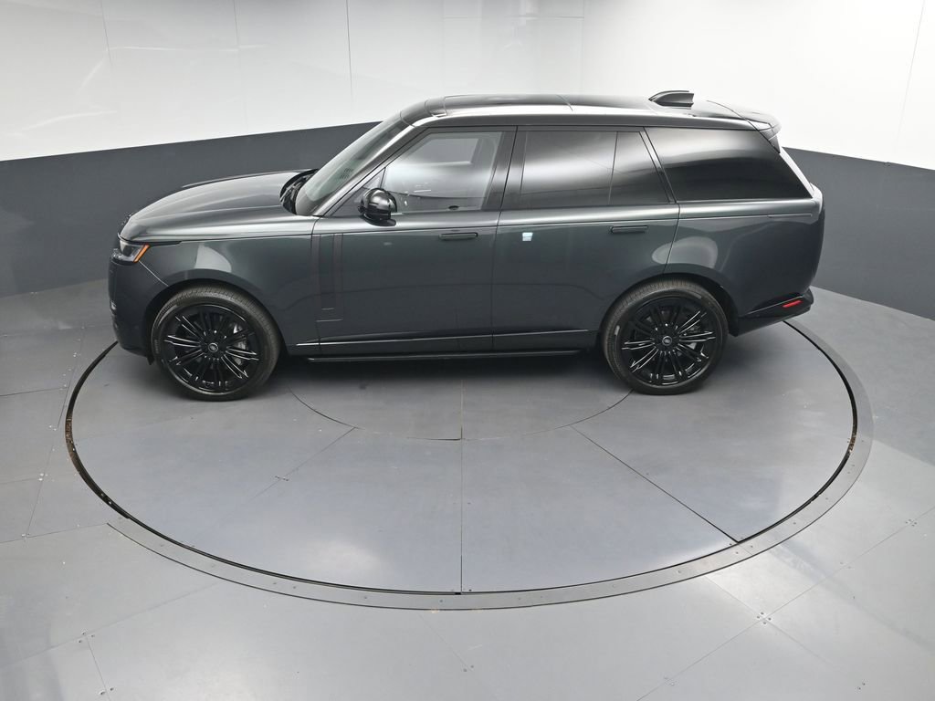 Used 2025 Land Rover Range Rover SE AWD/4WD image 33