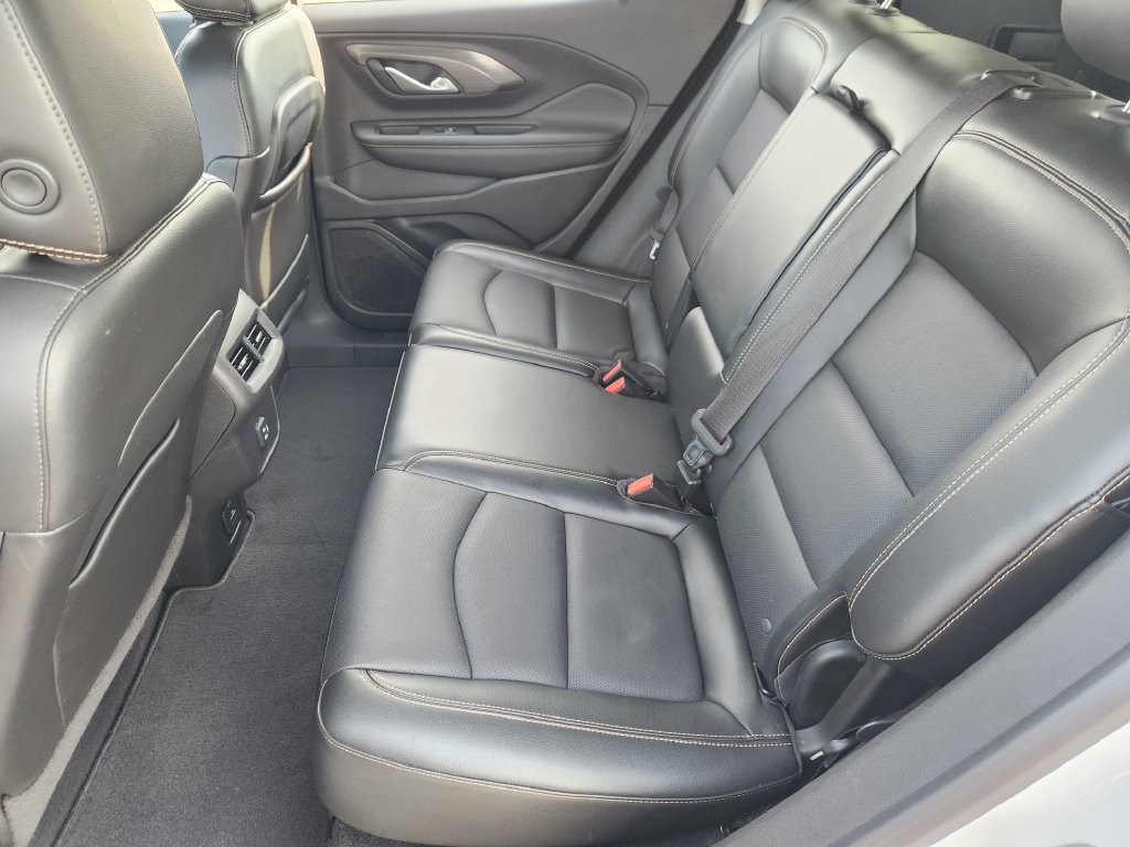 Used 2019 GMC Terrain SLT w/ Preferred Package FWD image 28