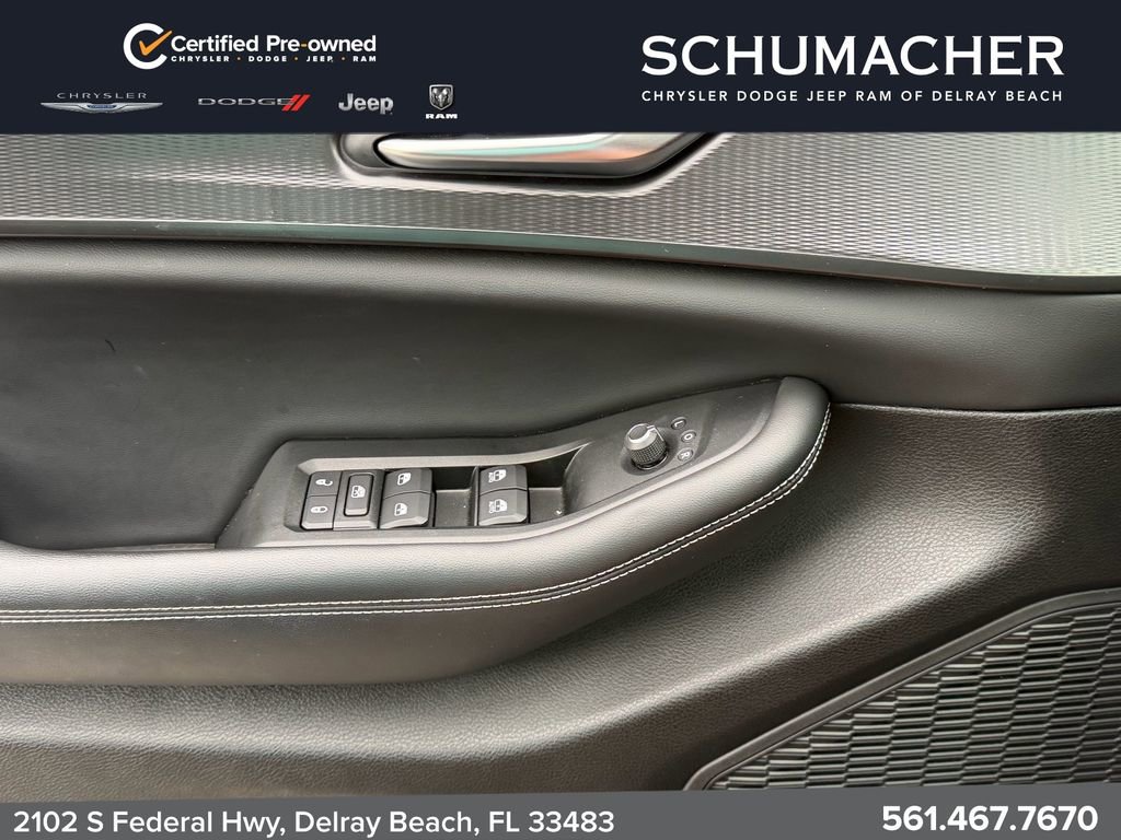 Used 2023 Jeep Grand Cherokee L Laredo w/ Luxury Tech Group I AWD/4WD image 25