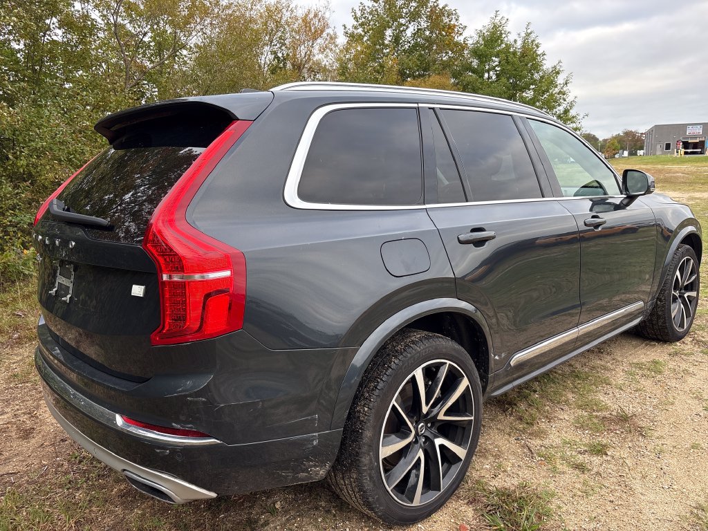 Used 2021 Volvo XC90 T8 Inscription Expression w/ Climate Package AWD/4WD image 10