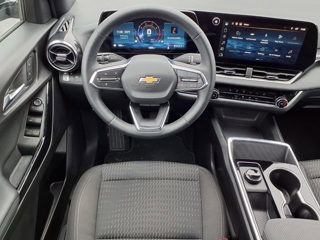 Used 2026 Chevrolet Equinox LT image 5