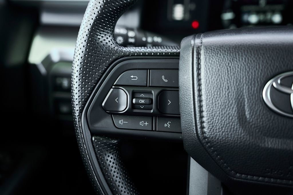 Used 2025 Toyota Tacoma SR5 image 20