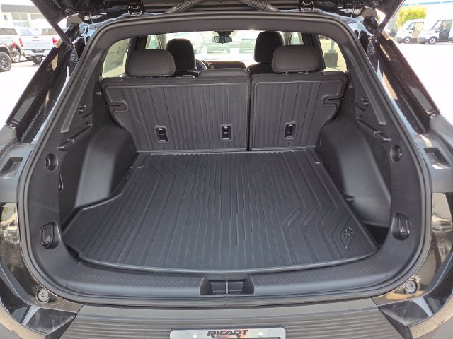 New 2026 Chevrolet Equinox EV LT FWD image 15