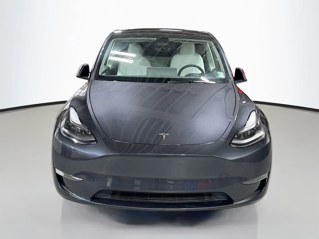 Used 2024 Tesla Model Y Performance image 2