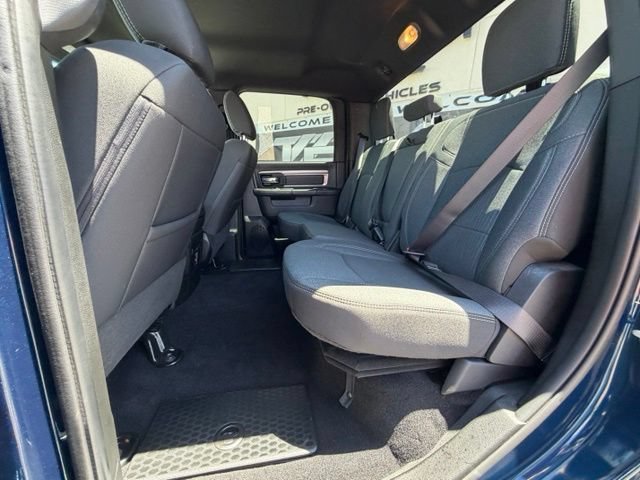 Used 2024 RAM 1500 Warlock AWD/4WD image 14