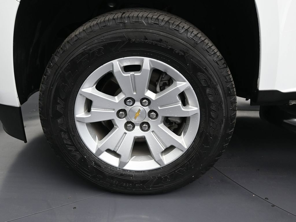 Used 2022 Chevrolet Colorado LT w/ LT Convenience Package image 9