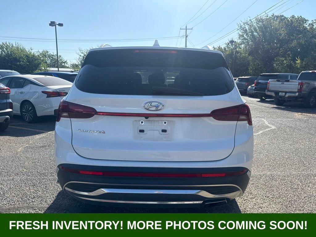 Used 2022 Hyundai Santa Fe SEL w/ Cargo Package FWD image 3