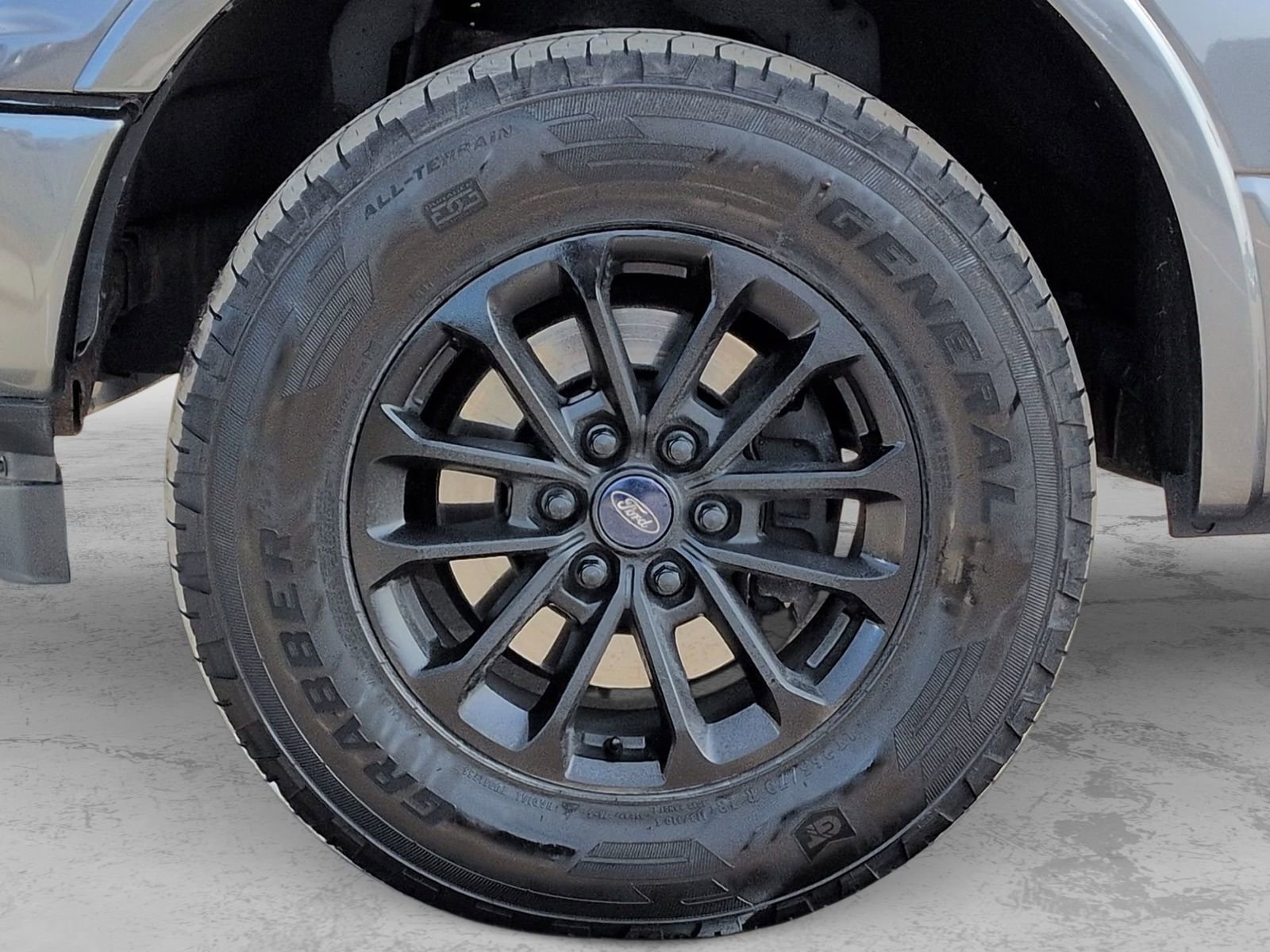 Used 2018 Ford F150 XLT w/ Equipment Group 302A Luxury image 17