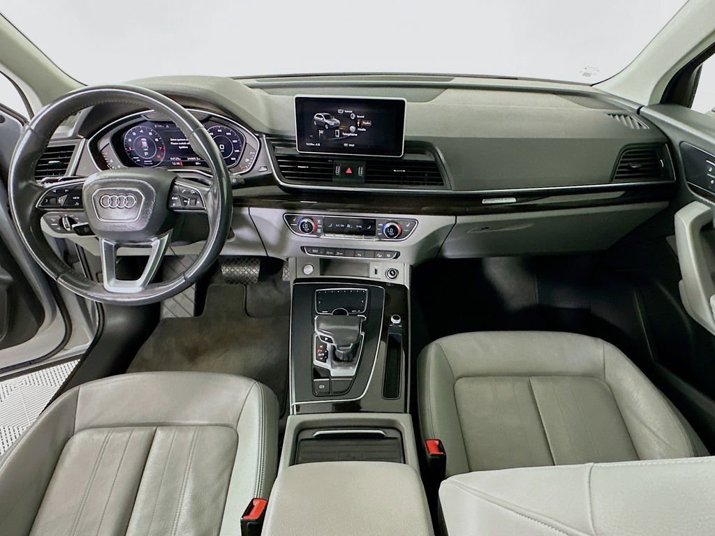 Used 2019 Audi Q5 2.0T Premium Plus w/ Premium Plus Package image 3