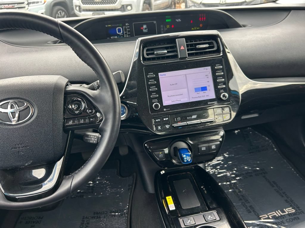 Certified 2021 Toyota Prius XLE FWD image 17