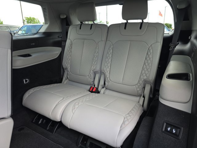 Used 2023 Jeep Grand Cherokee L Summit w/ Advanced Protech Group IV AWD/4WD image 41