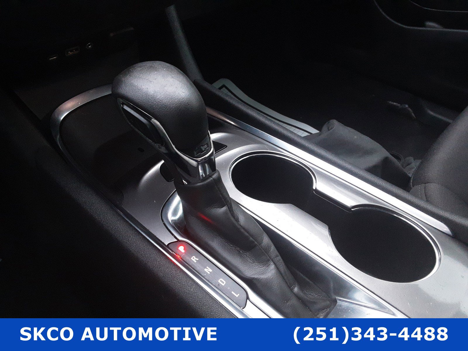 Used 2021 Chevrolet Malibu LT FWD image 23