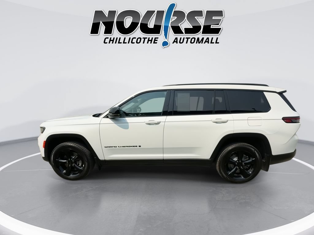 Used 2024 Jeep Grand Cherokee L Laredo AWD/4WD image 5