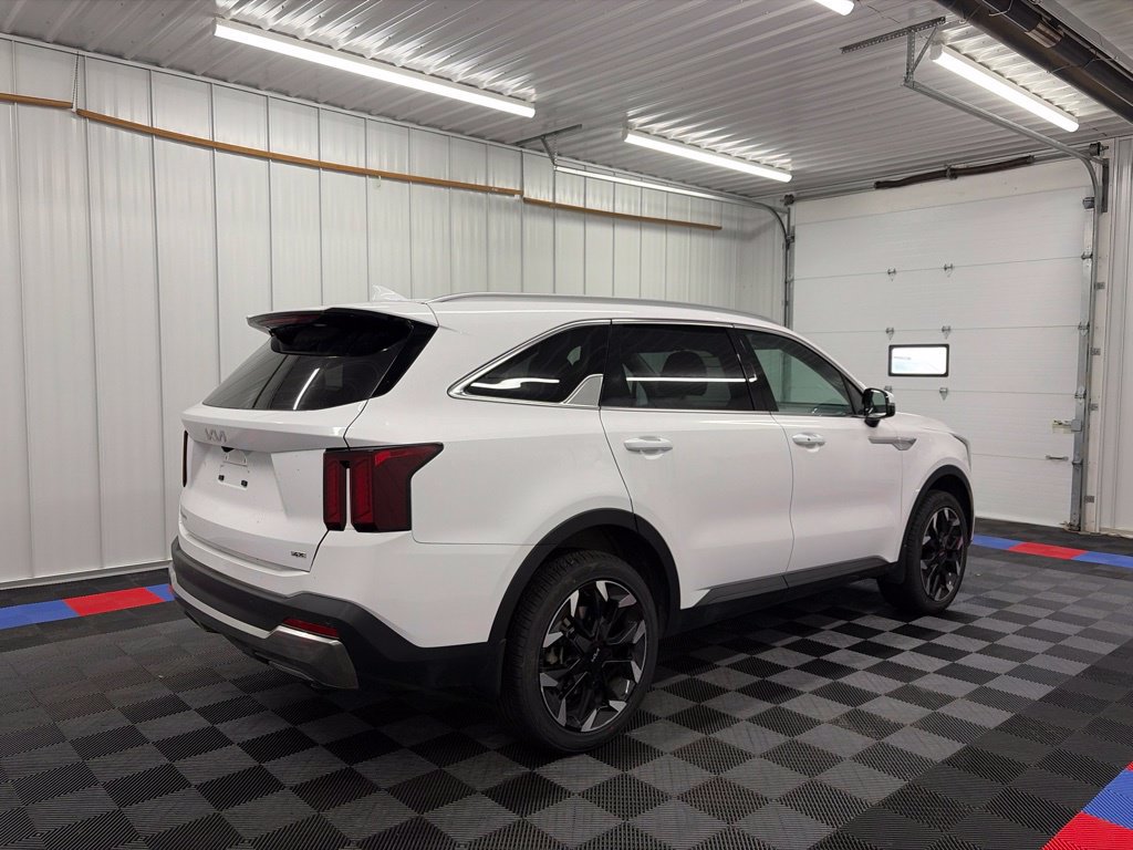 Used 2025 Kia Sorento X-Line EX AWD/4WD image 3