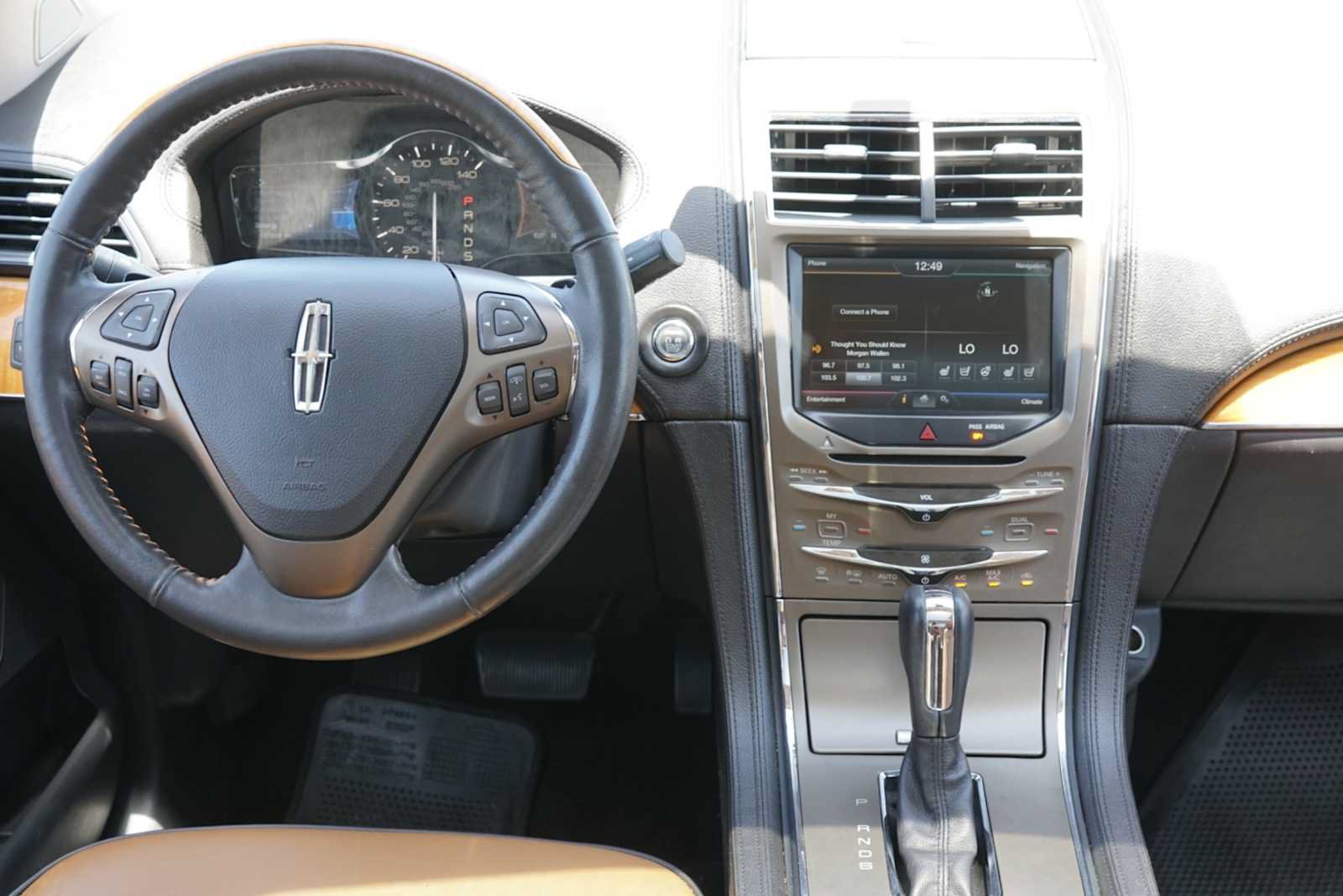 Used 2015 Lincoln MKX FWD w/ Equipment Group 102A image 23