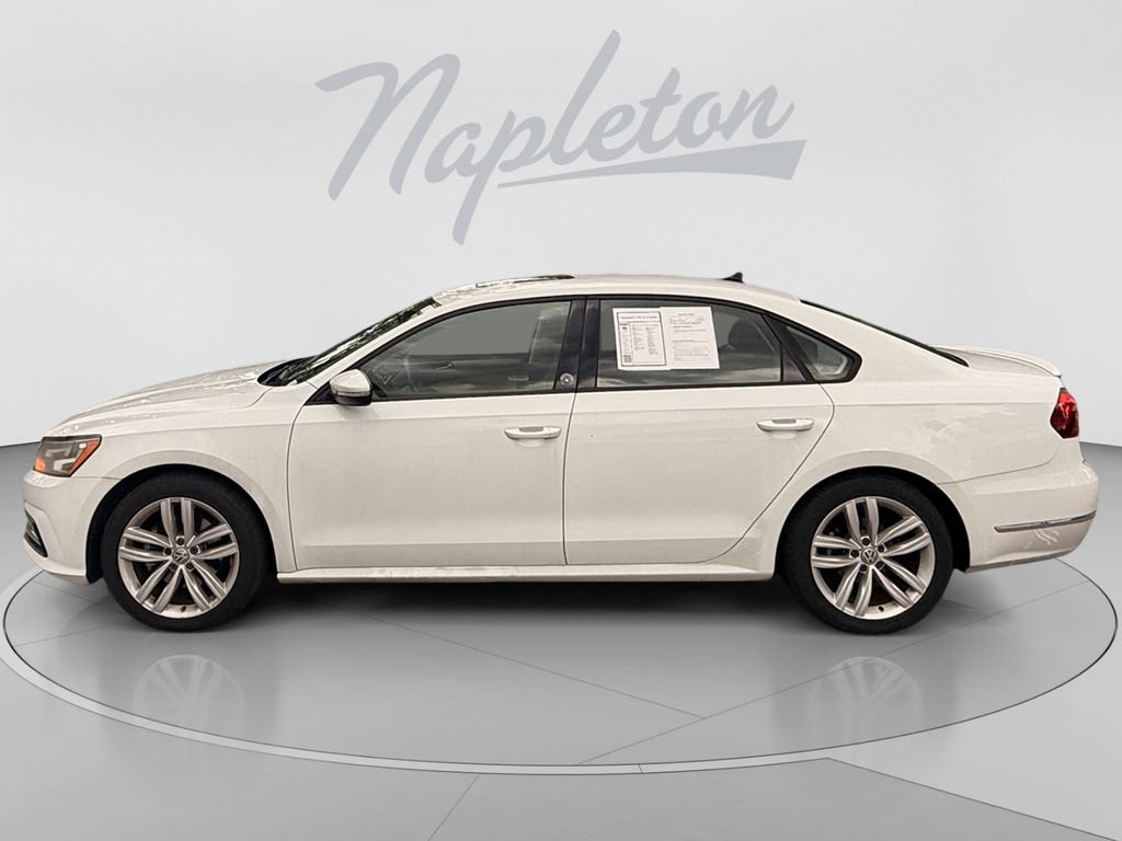 Used 2019 Volkswagen Passat 2.0T Wolfsburg FWD image 2