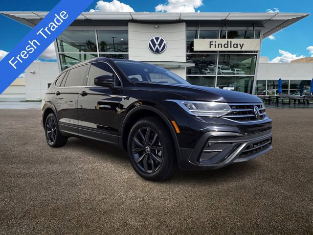 Certified 2023 Volkswagen Tiguan SE FWD image 1