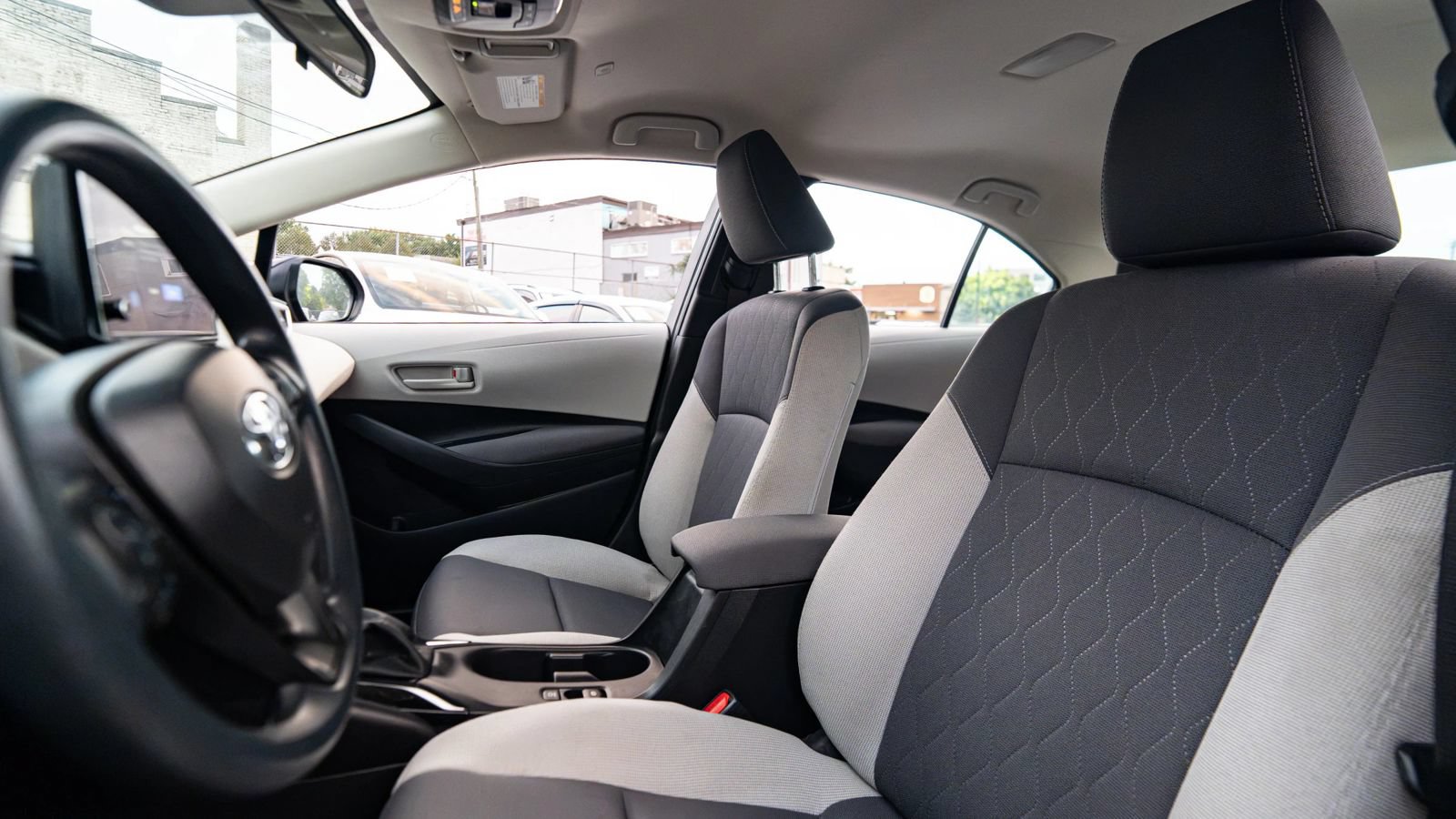 Used 2024 Toyota Corolla LE FWD image 24