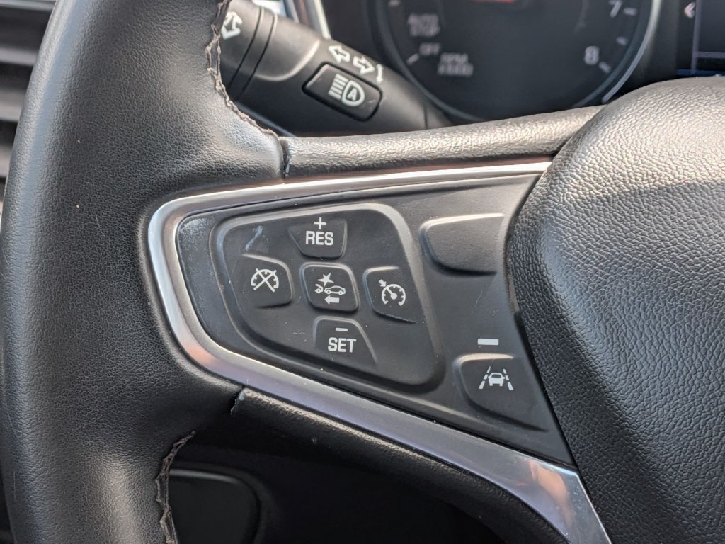 Used 2023 Chevrolet Equinox LT FWD image 12