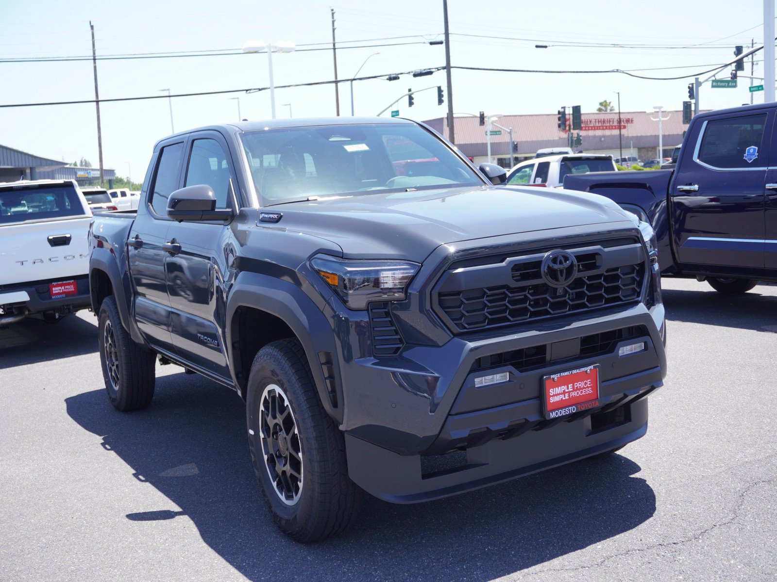 New 2026 Toyota Tacoma TRD Off-Road w/ TRD Off Road Premium Package AWD/4WD image 14