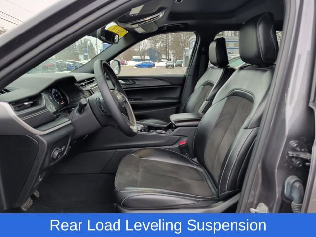 Used 2023 Jeep Grand Cherokee L Laredo image 15