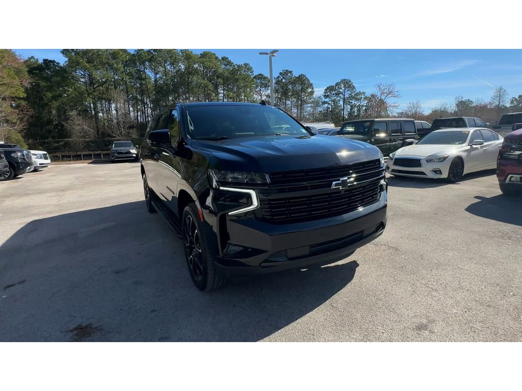 Certified 2023 Chevrolet Suburban RST w/ Luxury Package image 3