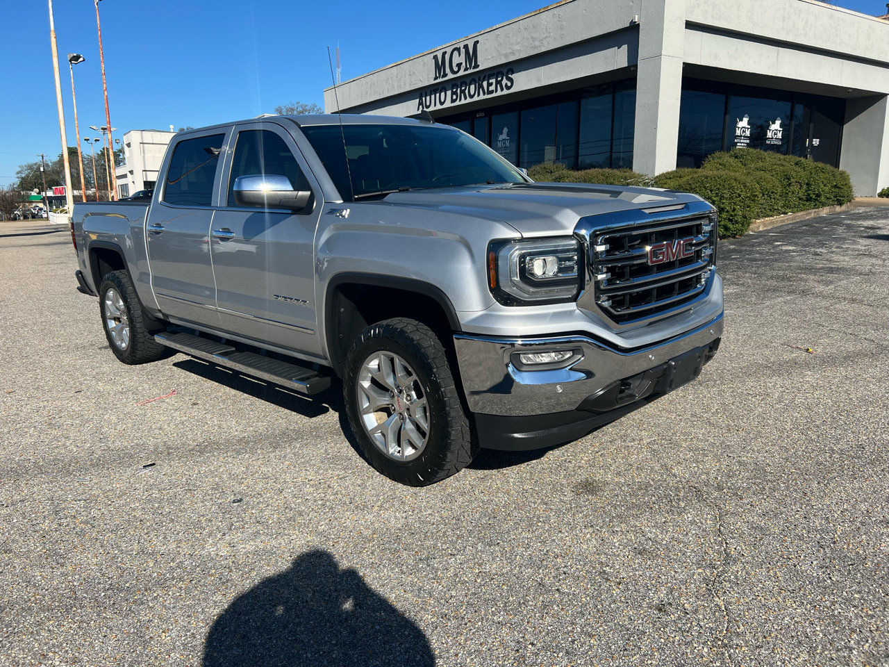 Used 2018 GMC Sierra 1500 SLT image 24