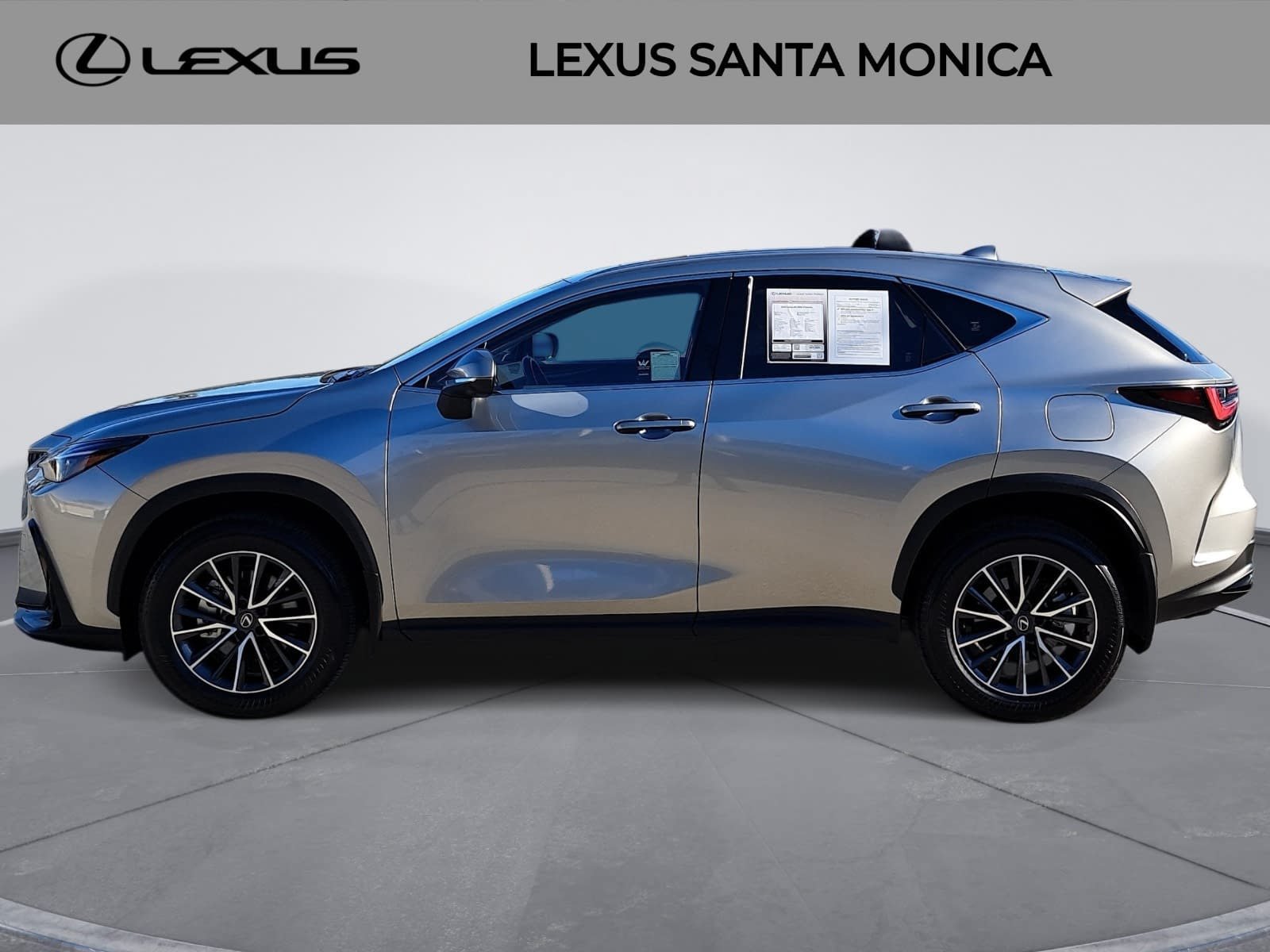 Used 2026 Lexus NX 350h AWD w/ Accessory Package (2T) image 8