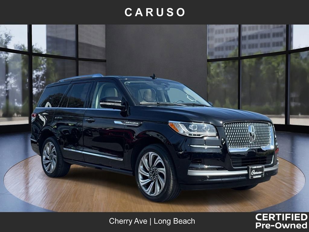 Certified 2023 Lincoln Navigator Reserve image 1