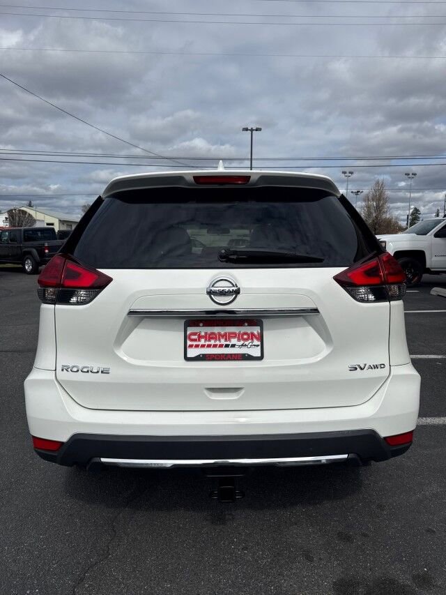Used 2017 Nissan Rogue SV image 7