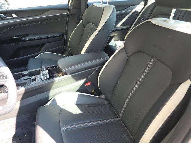 Used 2025 Kia K5 GT-Line image 15