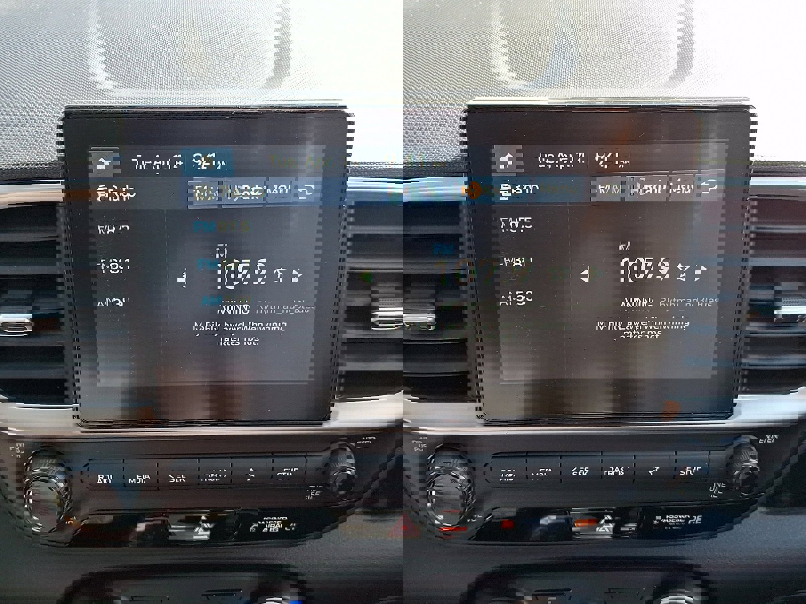 Certified 2025 Hyundai Venue SE image 16