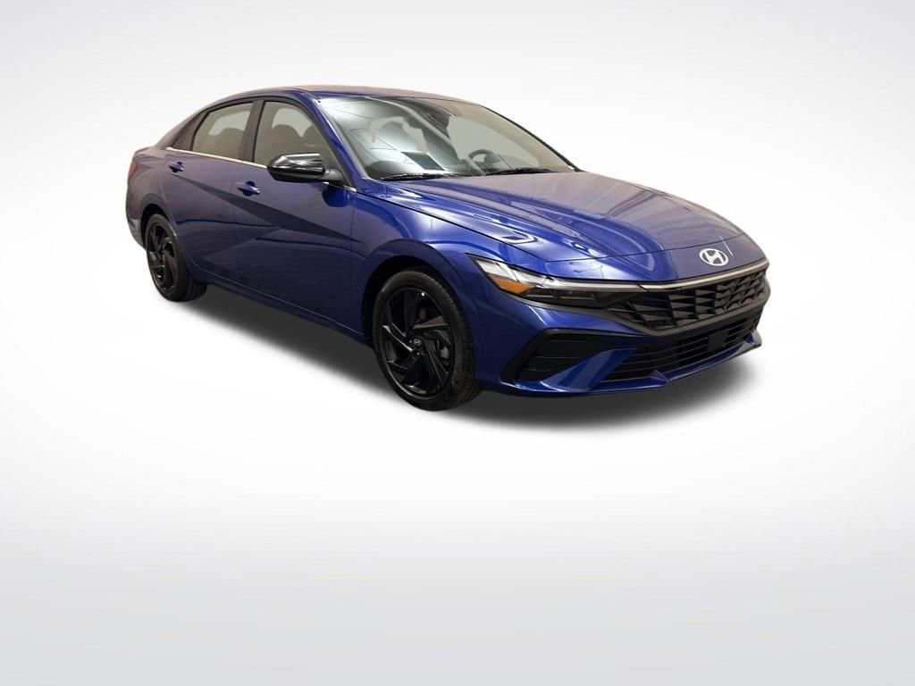 Certified 2026 Hyundai Elantra SEL Sport image 3