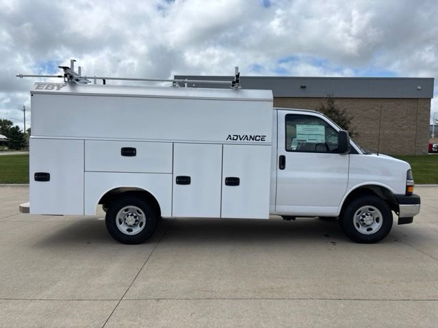 New 2026 Chevrolet Express 3500 w/ Power Convenience Package RWD image 29