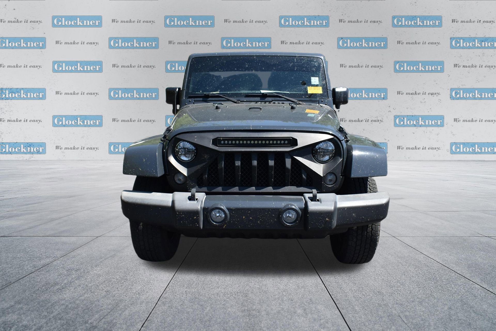 Used 2016 Jeep Wrangler Unlimited Sahara w/ Dual Top Group AWD/4WD image 2