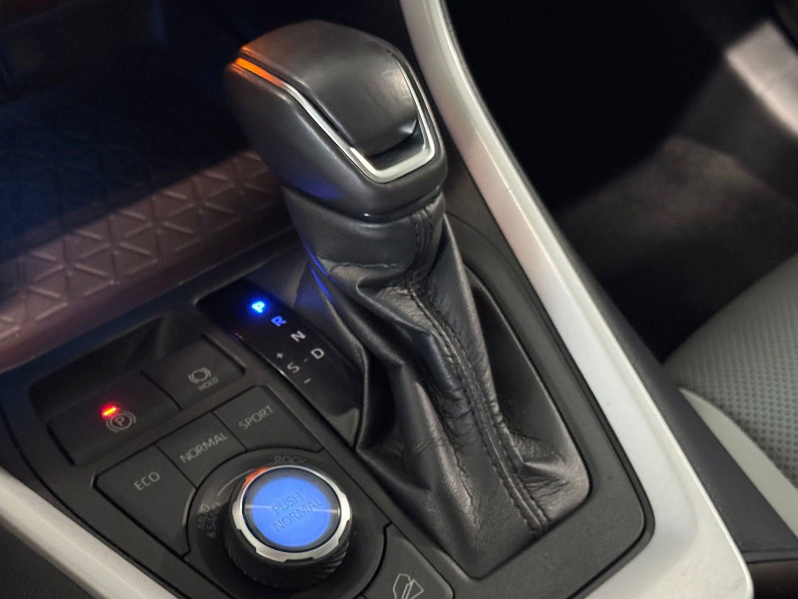 Used 2021 Toyota RAV4 Limited w/ Limited Grade Weather Package image 26